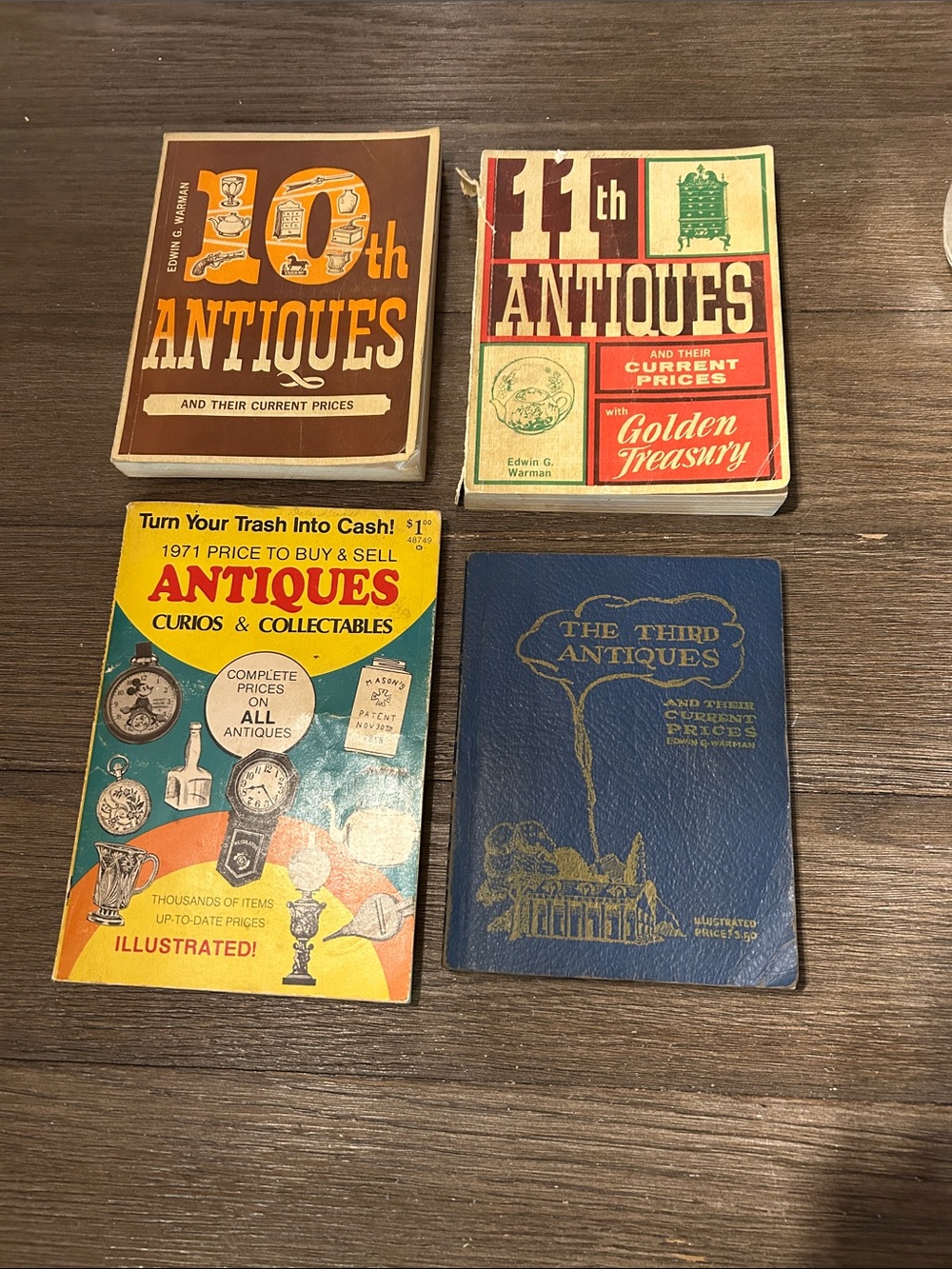 Vintage books on antiques group of 4